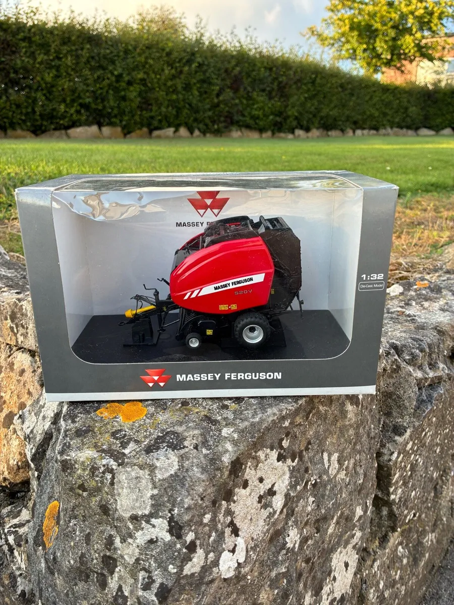 Massey Ferguson Baler 1:32 - Image 1