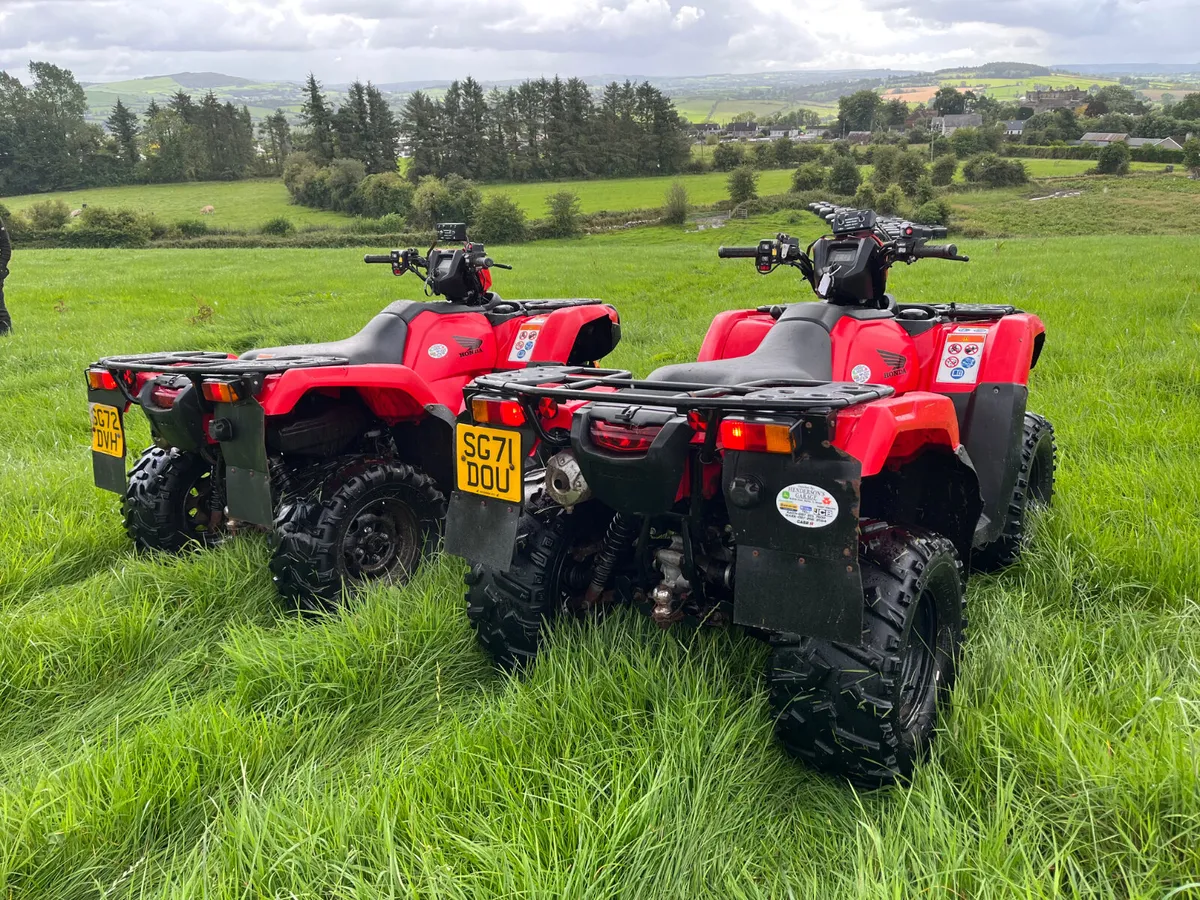 Choice of 2 Honda 520 - Image 4
