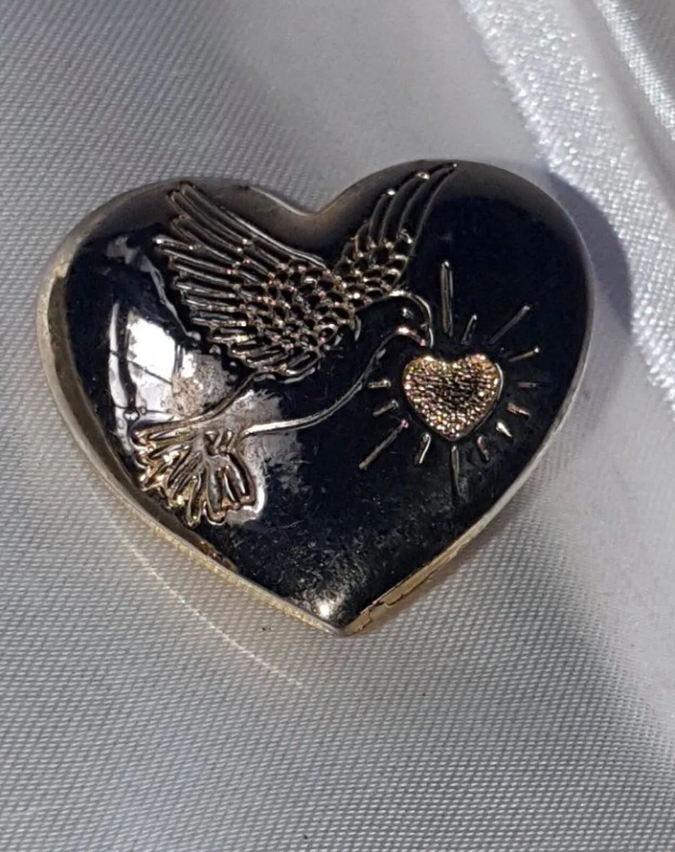 Pristine Vintage Variety Club "Dove & Heart"Brooch - Image 1
