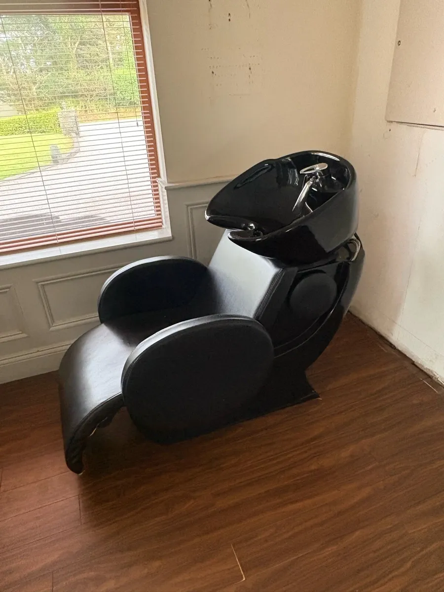 Hairdressing equipment - Image 4