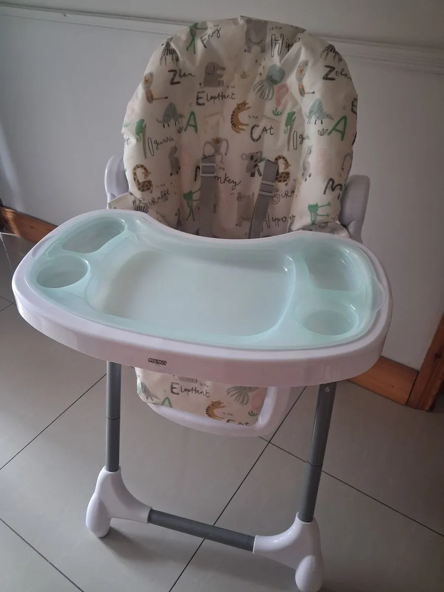 High chair - Image 1