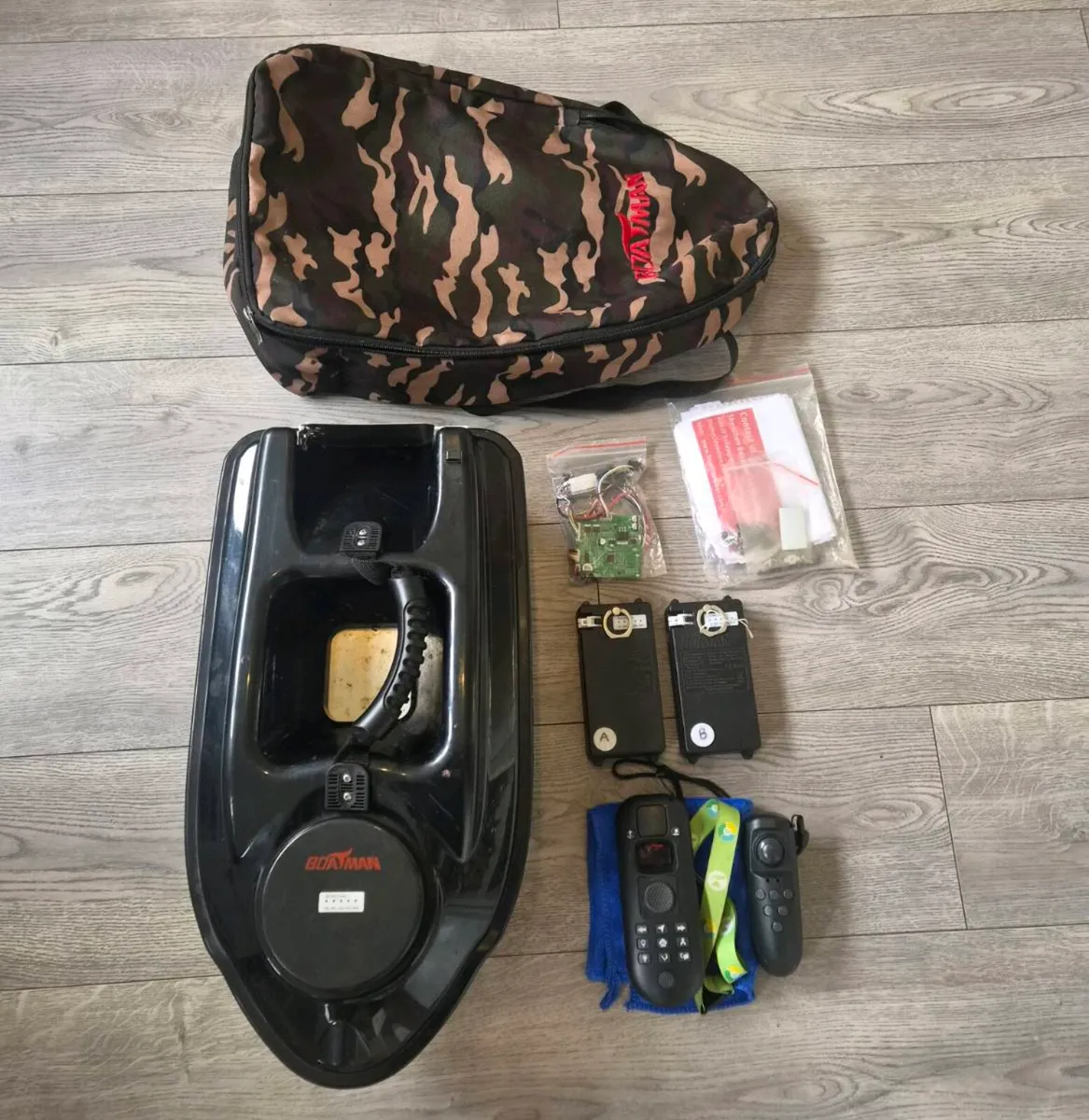 Actor Mark 4 bait boat with gps upgrade - Image 1