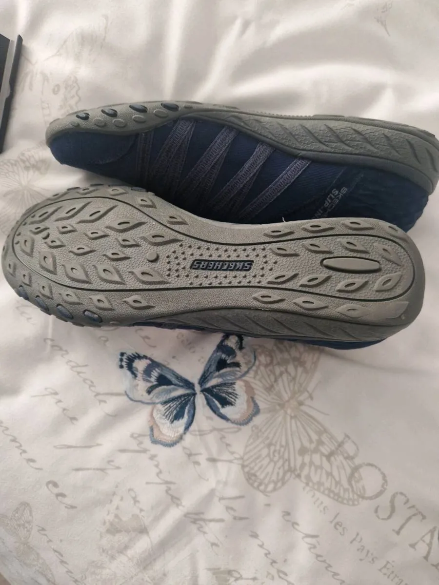 Sketchers slip ins - Image 2