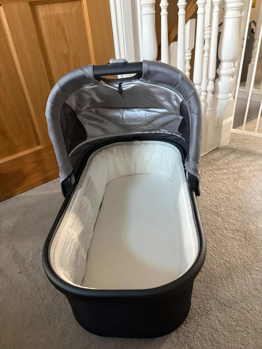 Uppababy Bassinet - Image 4