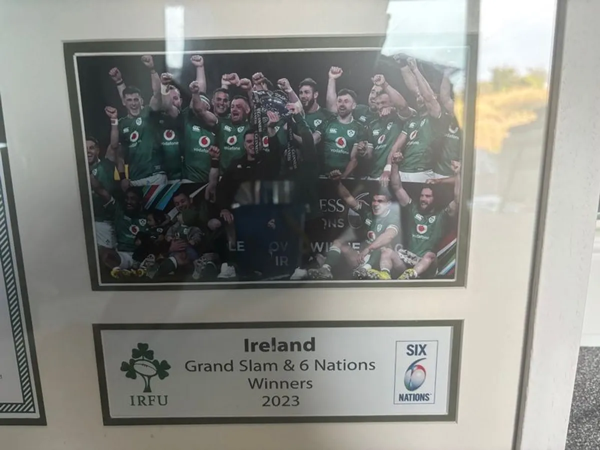 Signed jersey - Image 3