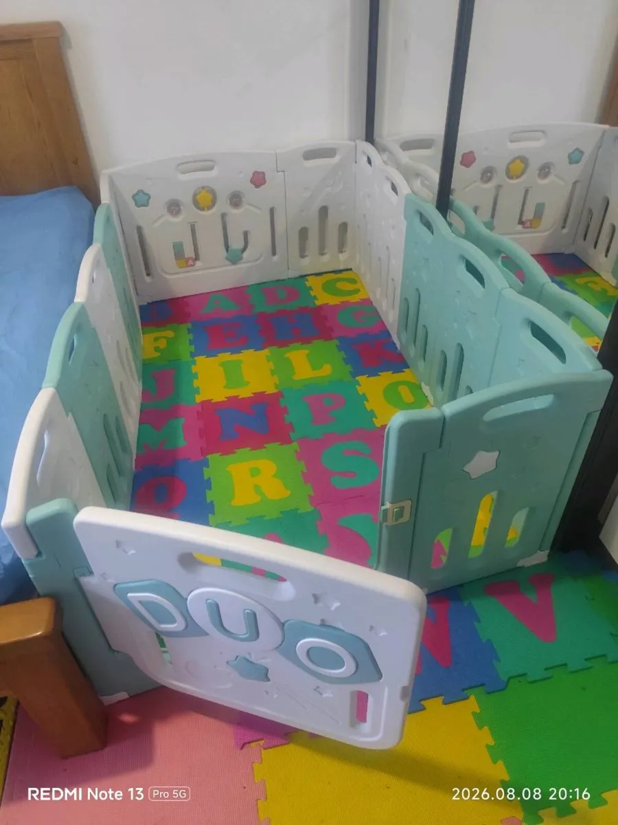 Venture Duo playpen - Image 1