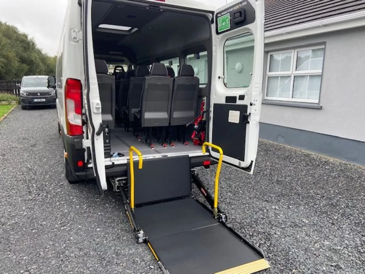 Fiat Ducato Minibus 2026 - Image 4