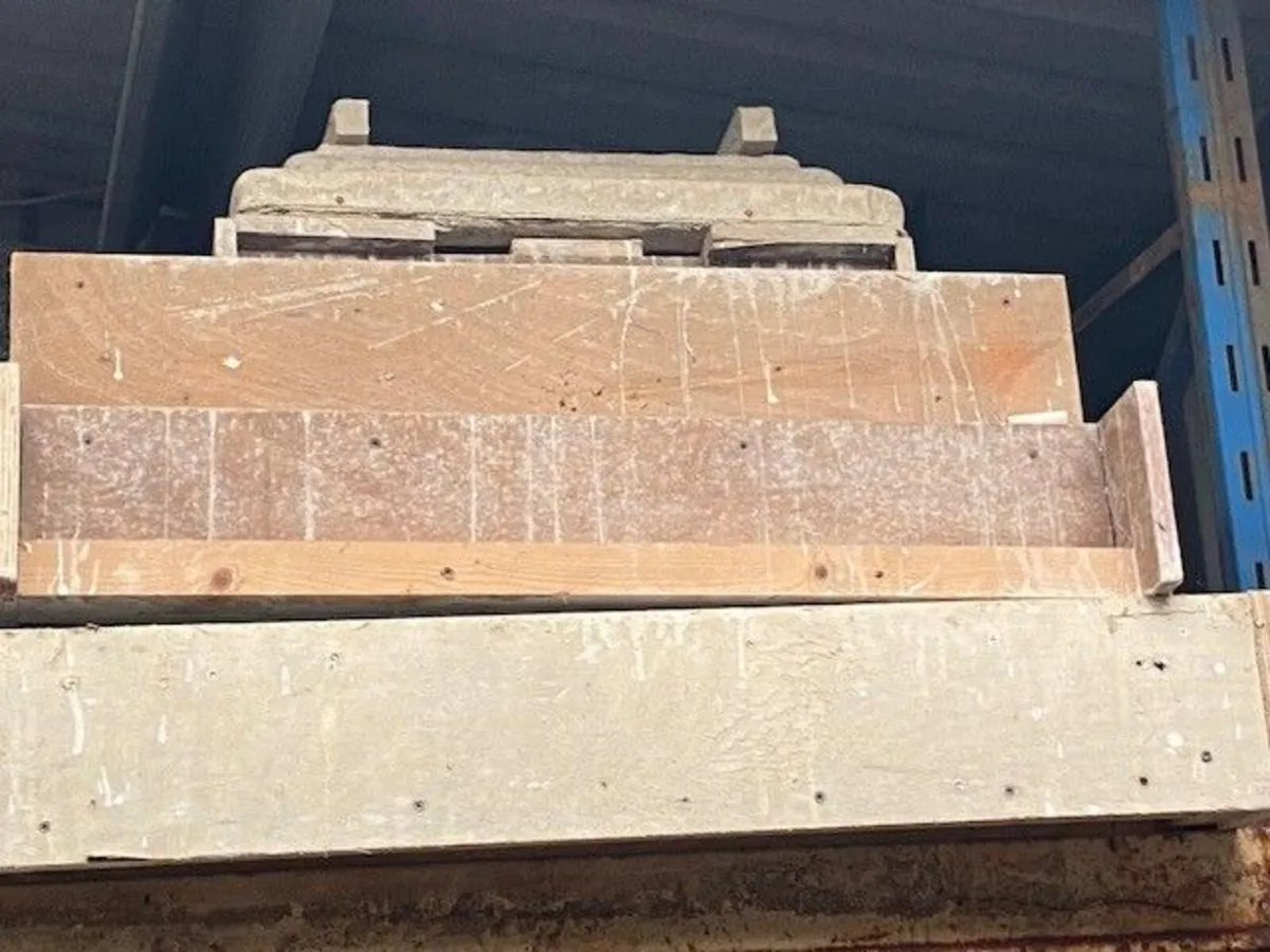 Moulds for wall and pier caps - Job lot - Image 4