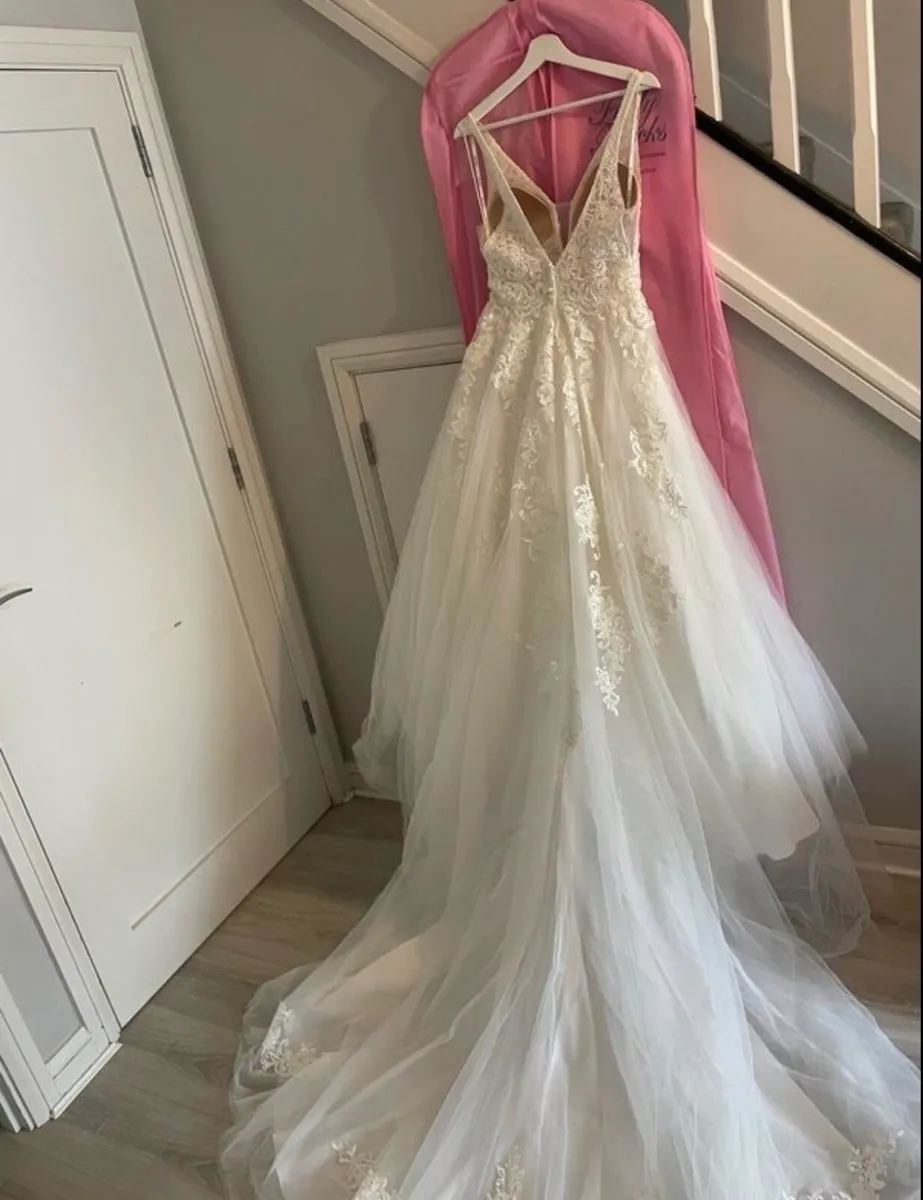 Stella York wedding gown - Image 3
