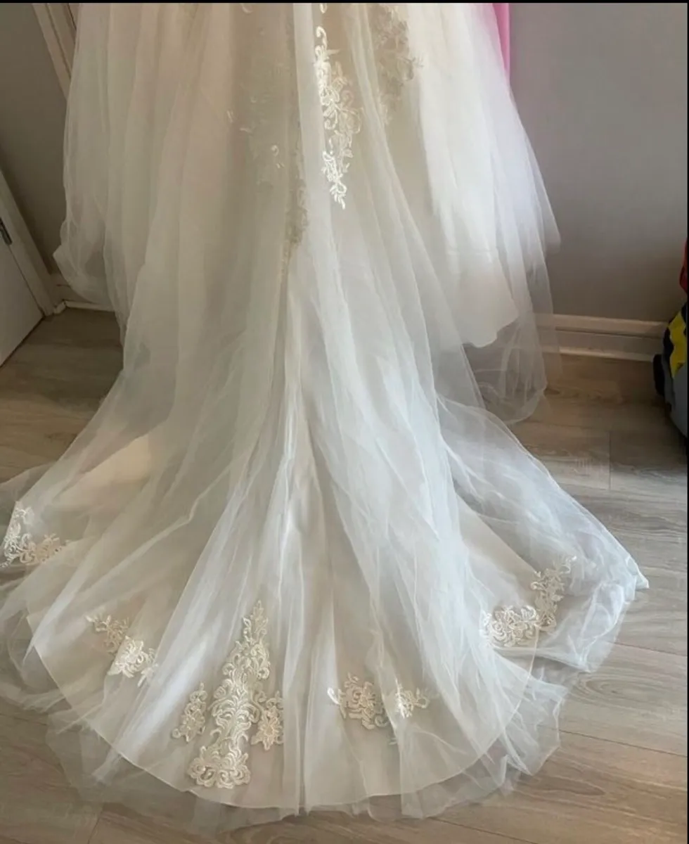 Stella York wedding gown - Image 4