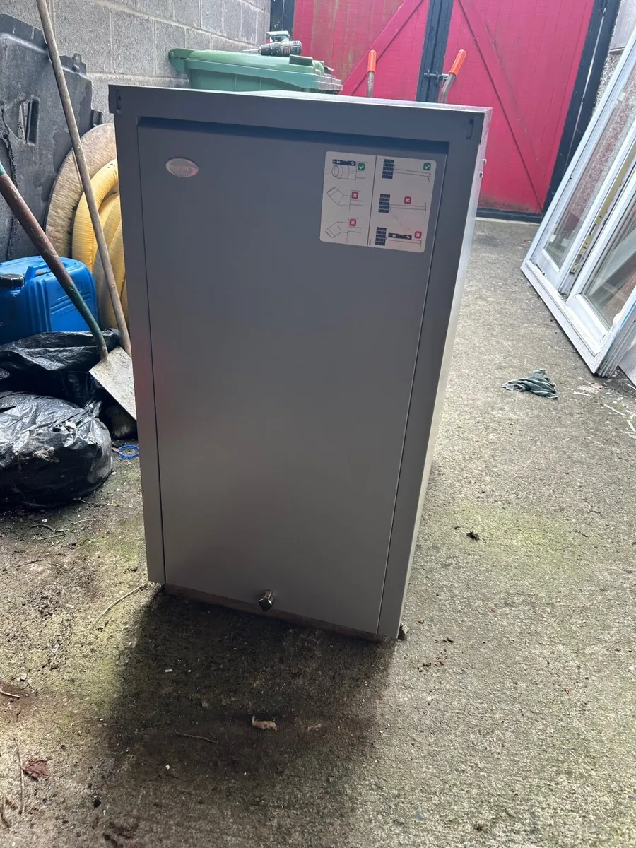 Oil boiler - Image 3