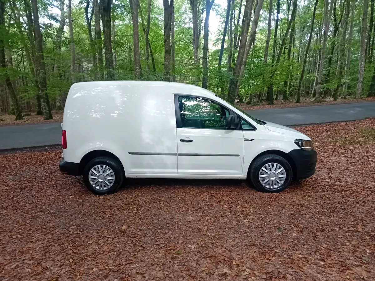 182 VW CADDY 2.0 TDI  102 BHP MANUAL.VAN - Image 4