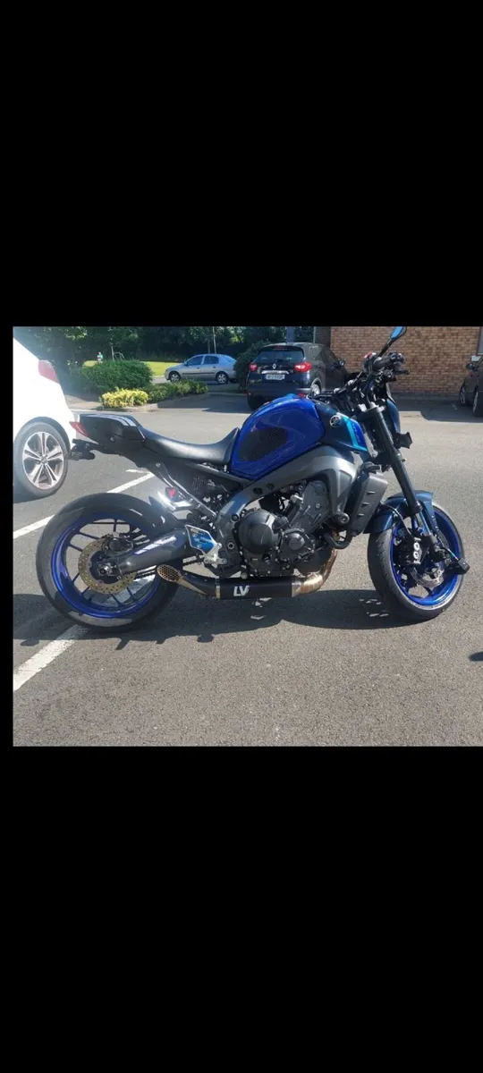 YAMAHA  MT09 - Image 2