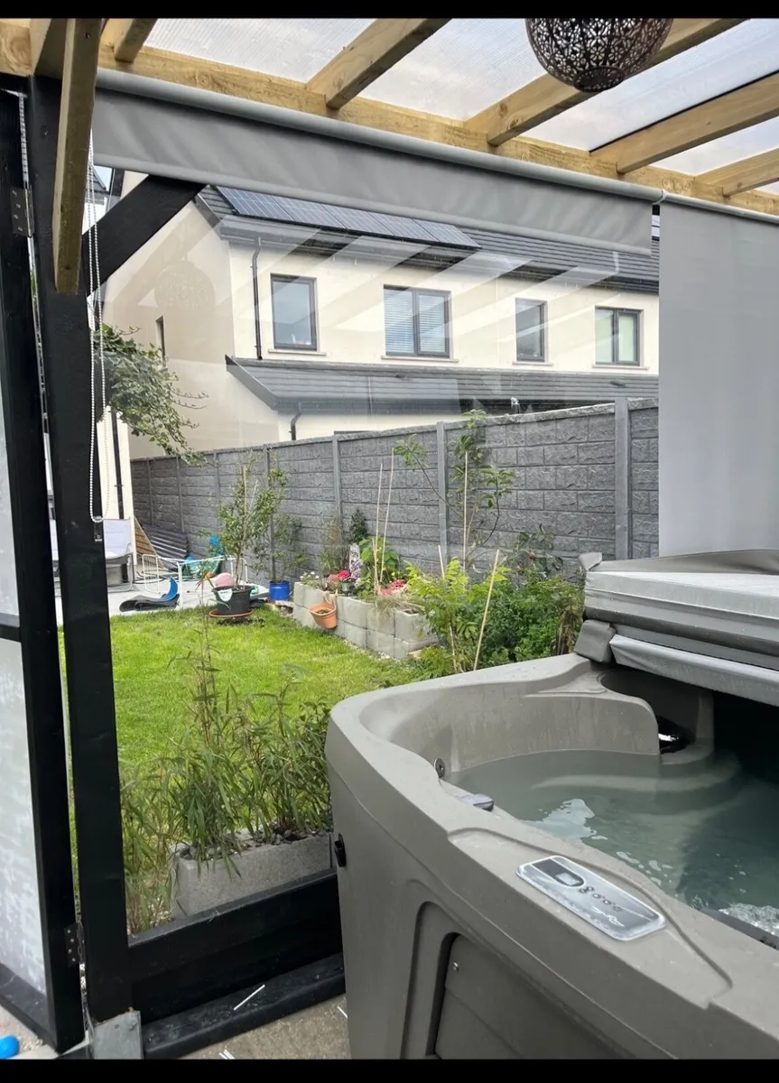 Hot tub - feee flow Monterey - Image 3