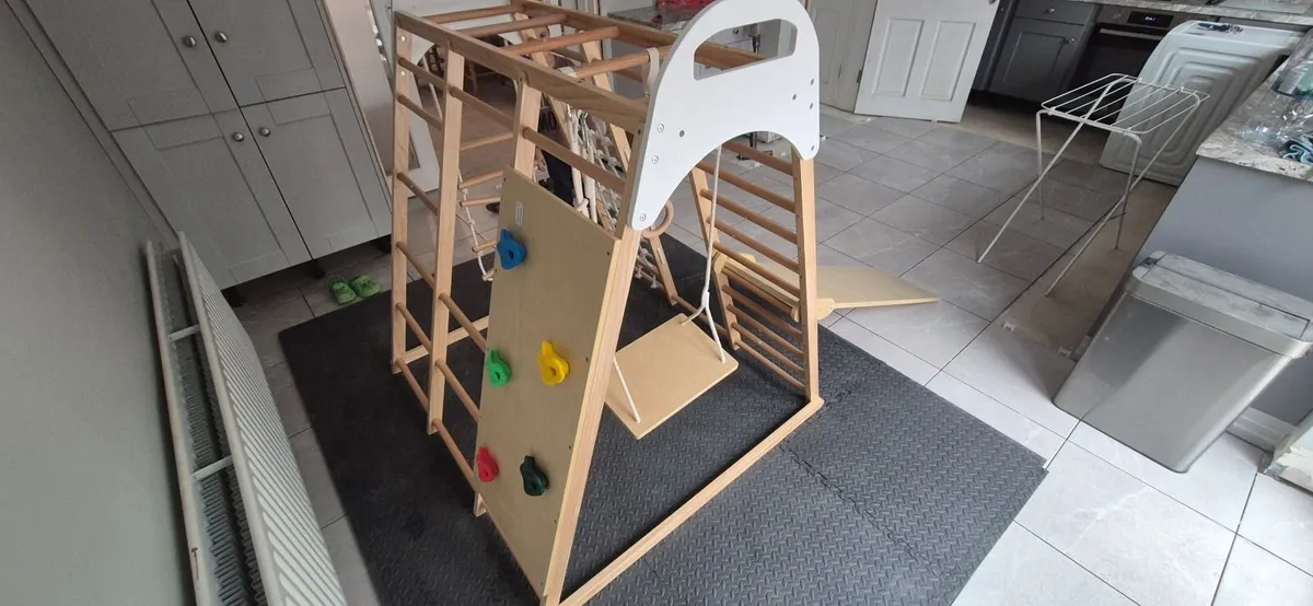 Jungle gym - Image 3