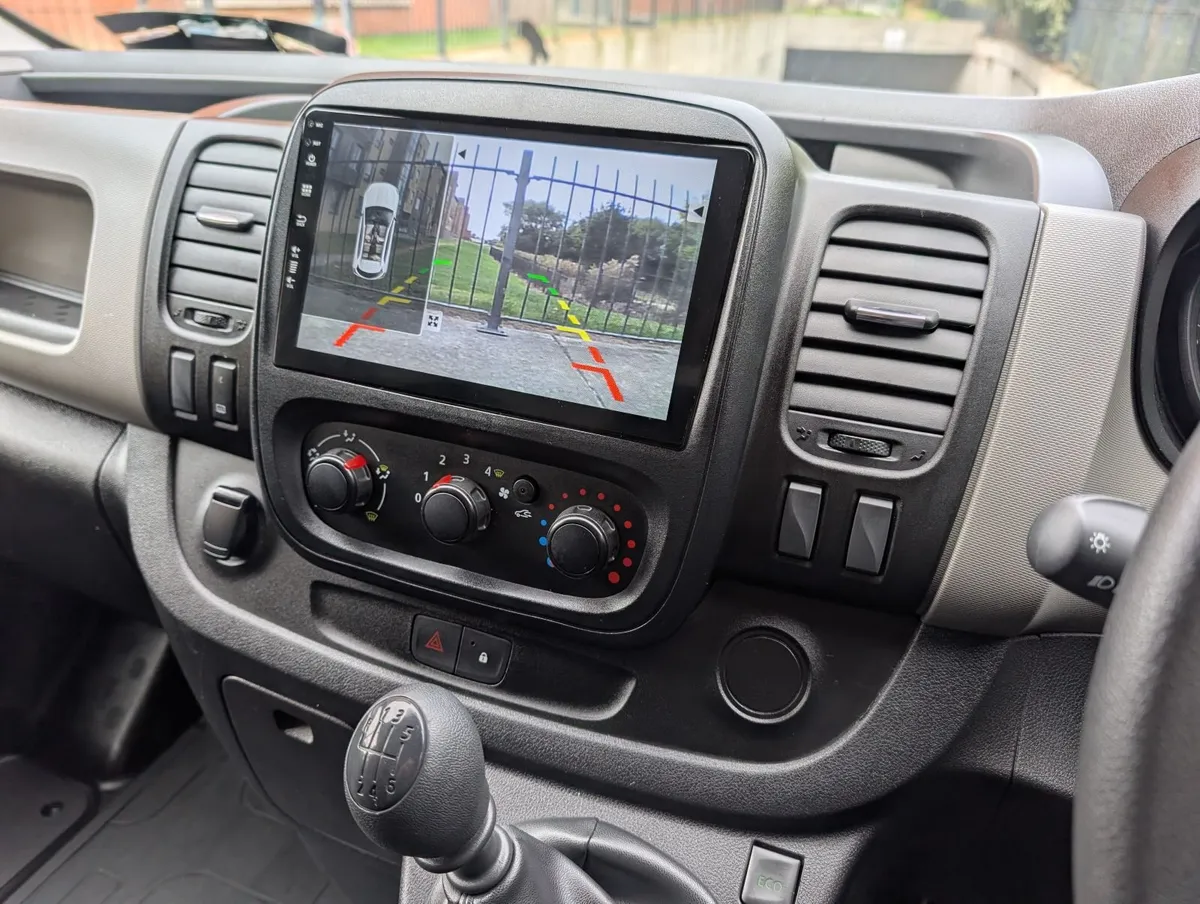 RENAULT TRAFIC NEW DOE LOW MILEAGE 27K KM - Image 1