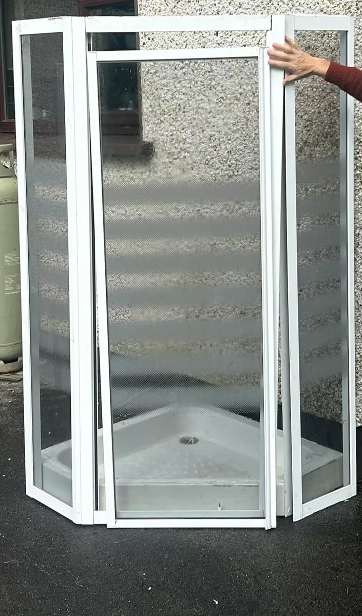 Corner shower kit - Image 1
