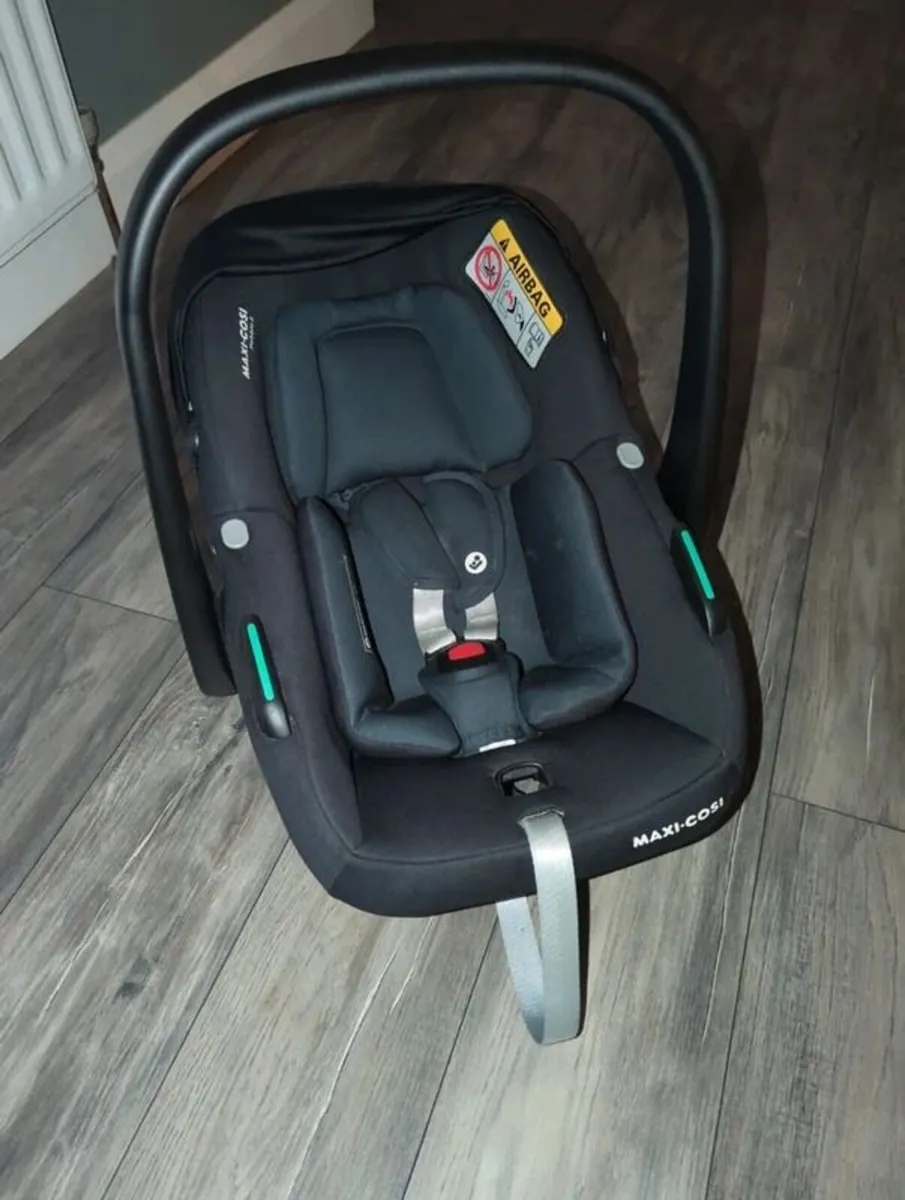 Maxi-Cosi Pebble S Car Seat | Good Condition - Image 4