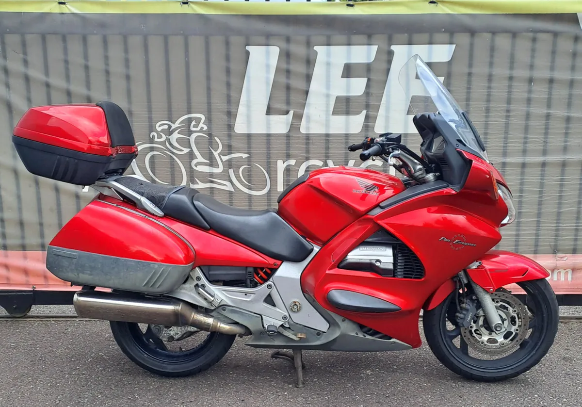 2003 Honda ST1300 Pan European Red - Image 1