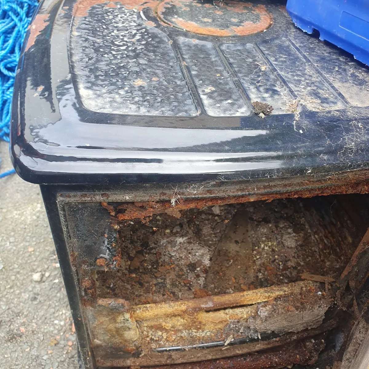 2 heritage cast iron stoves - Image 3