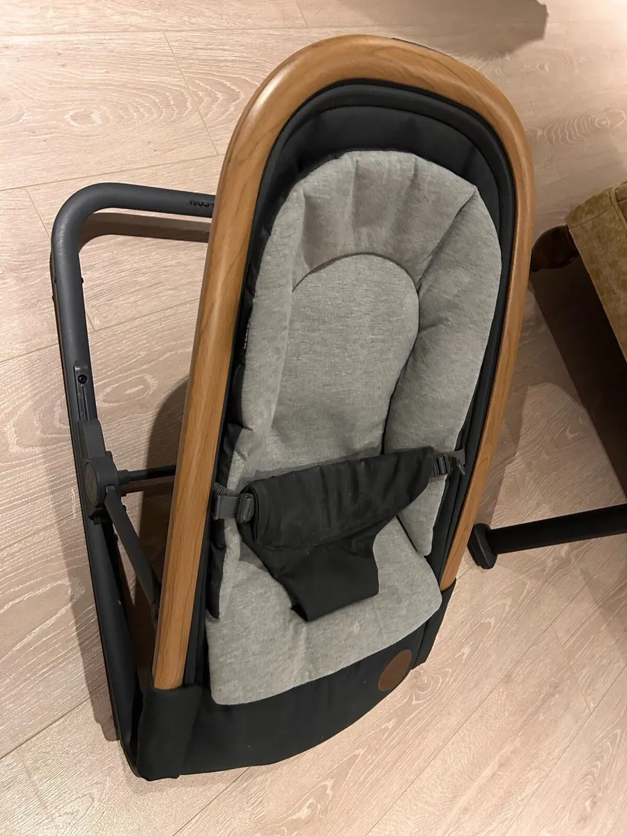 Maxi Cosi Baby Rocker Bouncer“Kori” - Like New - Image 1