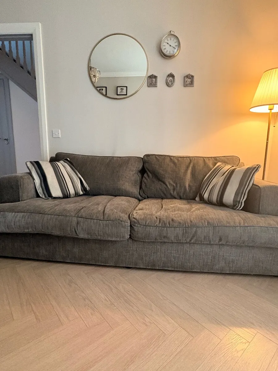 Grey couch, sofa - Image 2