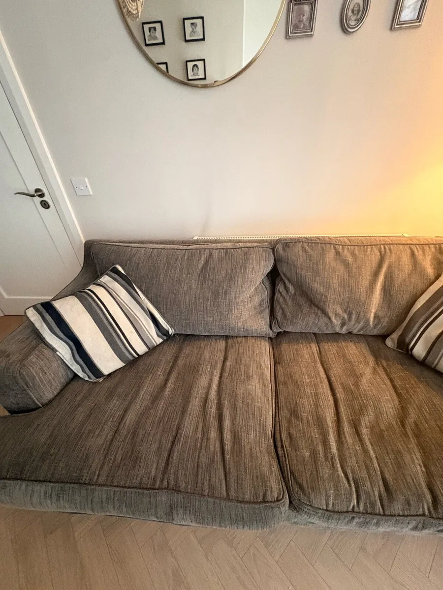 Grey couch, sofa - Image 4