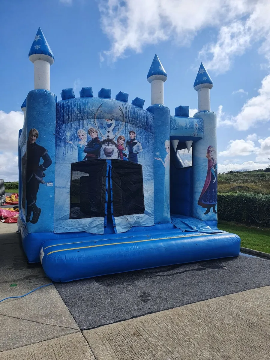 Bouncy Castles, obstacle courses, inflatables - Image 4