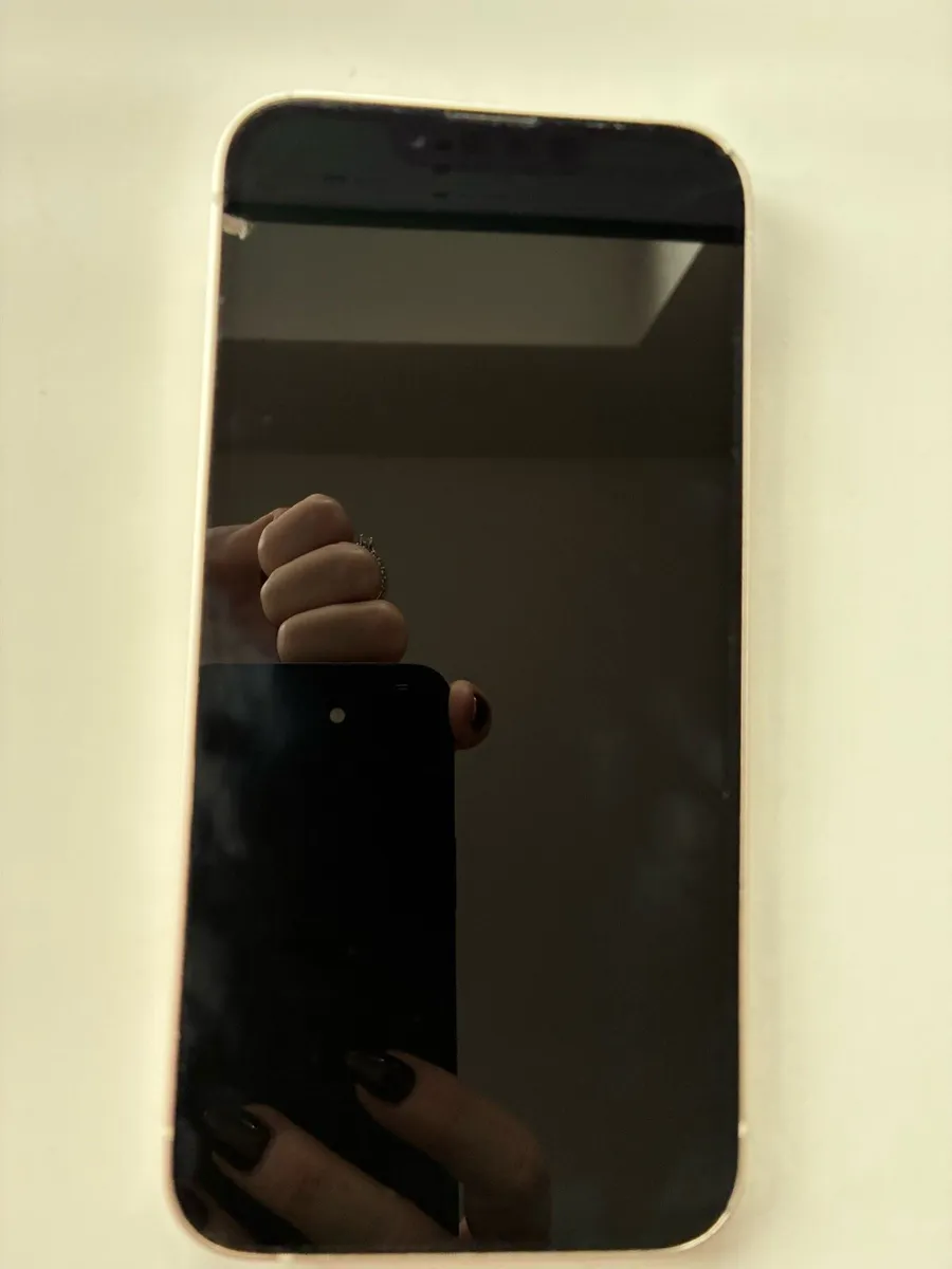 iPhone 13 128GB - Image 1