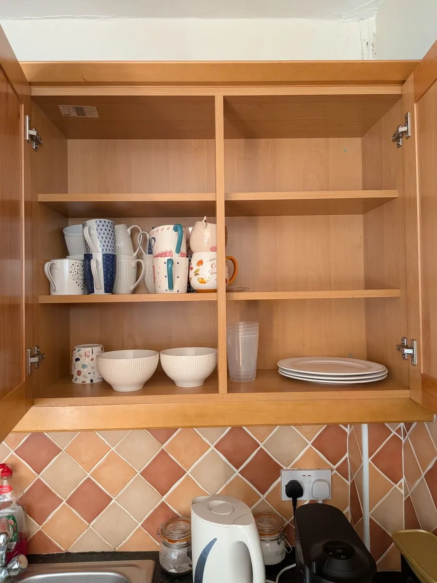 Fitted Kitchen and Oven - Image 2