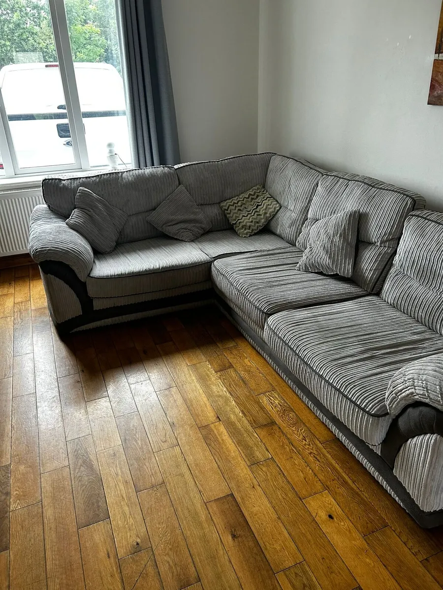 Couch - Image 1