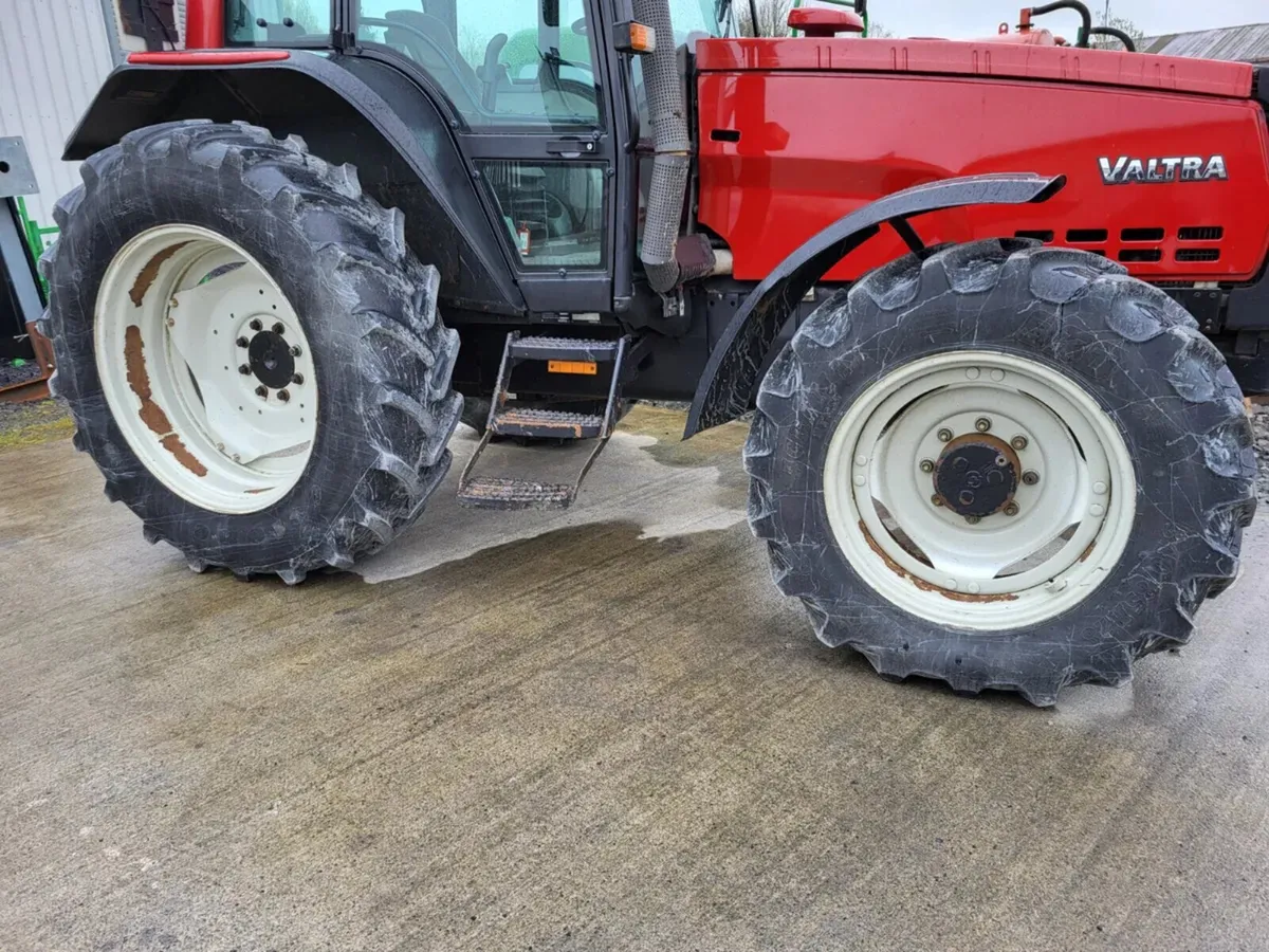 Wheels and Tyres Off Valtra 8150 Full Set - Image 1