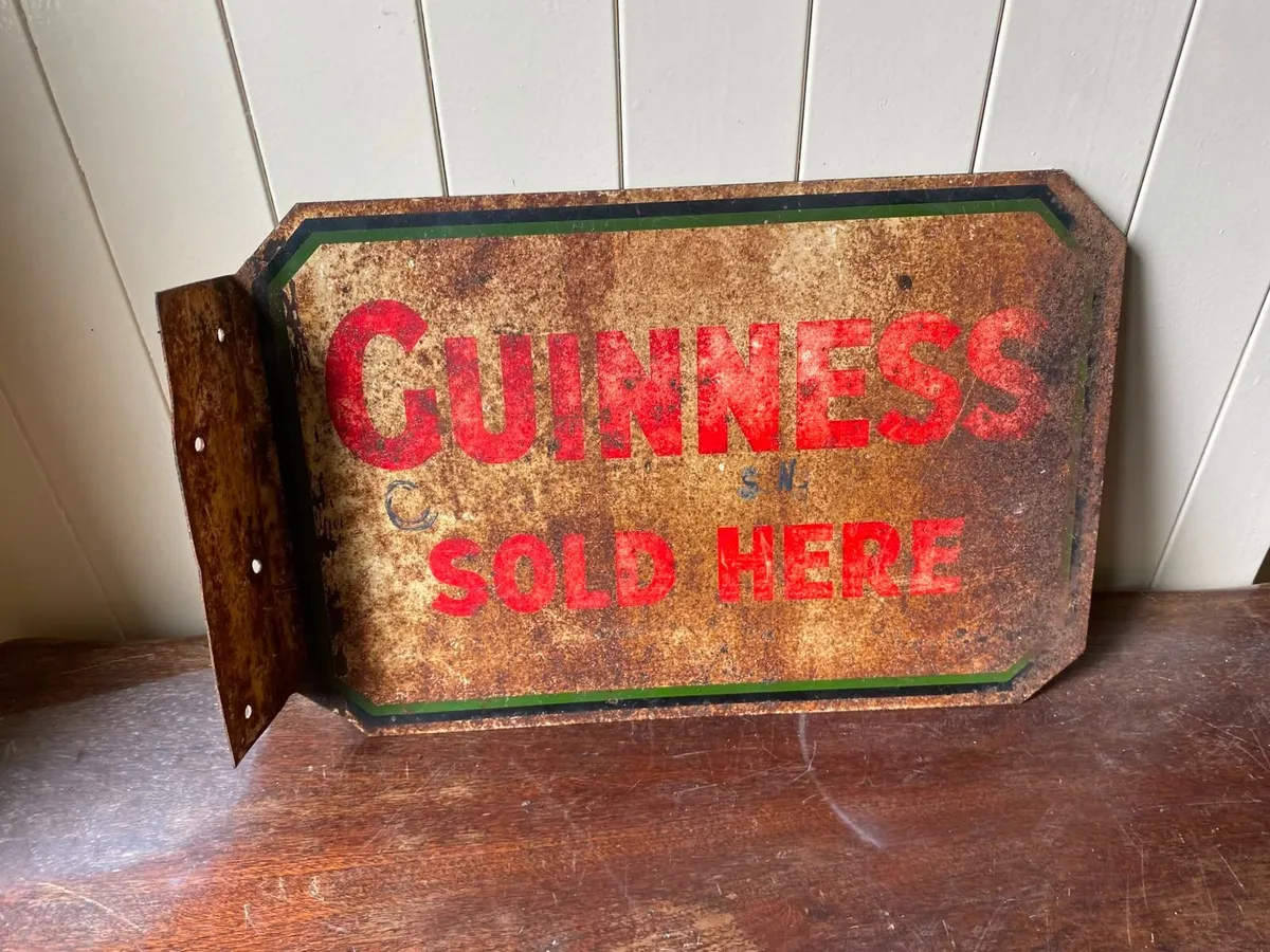 Pub memmorbilia - Image 1