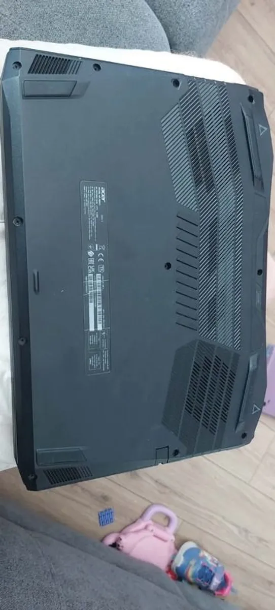 Acer Nitro 5 Gaming Laptop - Image 2