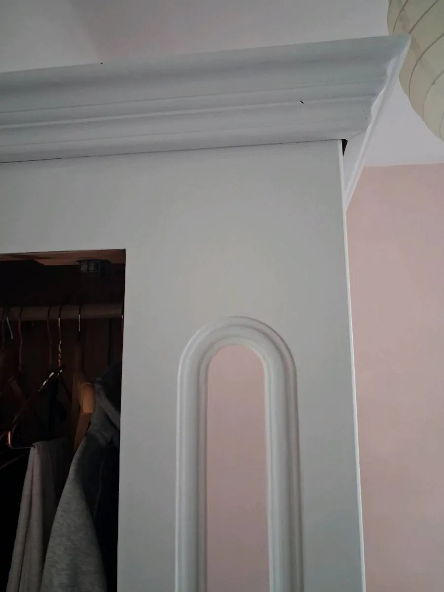 Wardrobe - Image 4