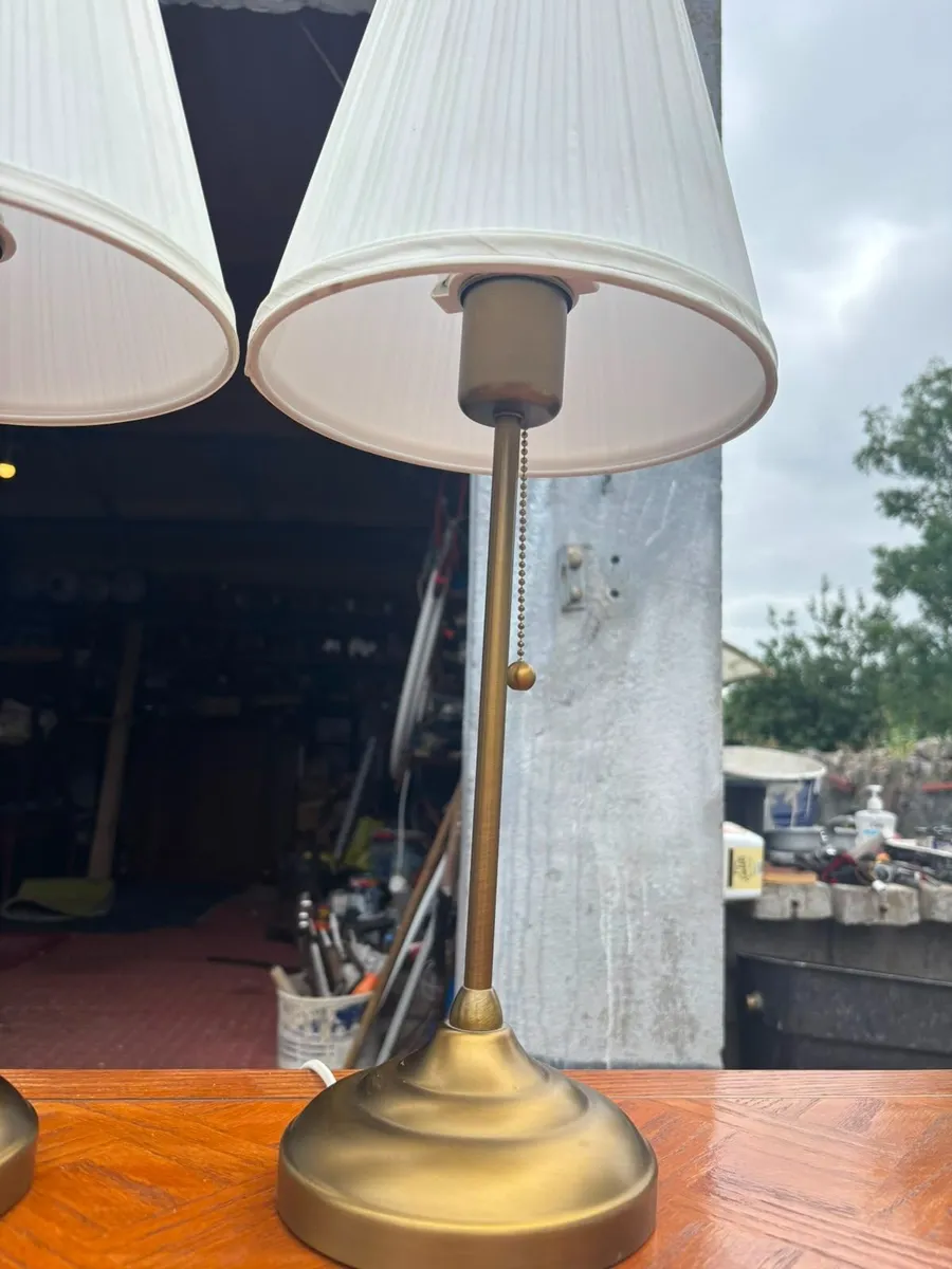 Set of 3 Brass-Effect Table Lamps with Shades - Image 4