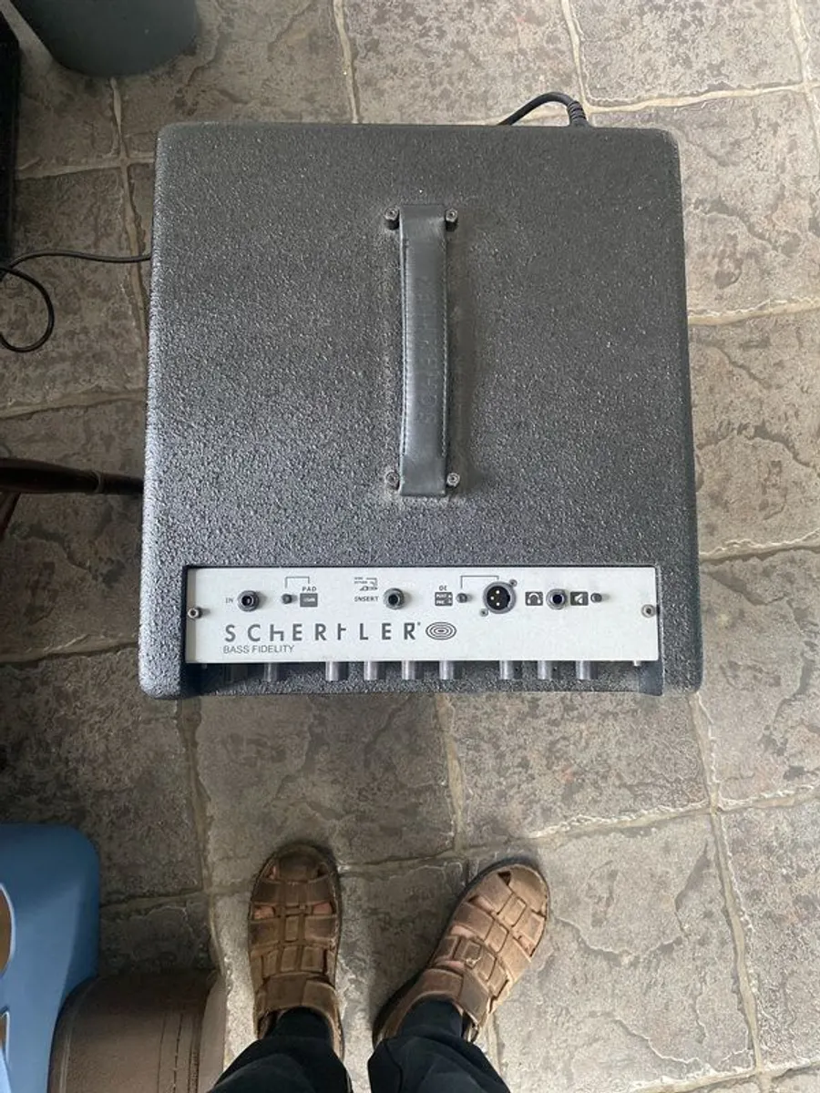 Bass Amp - Image 2