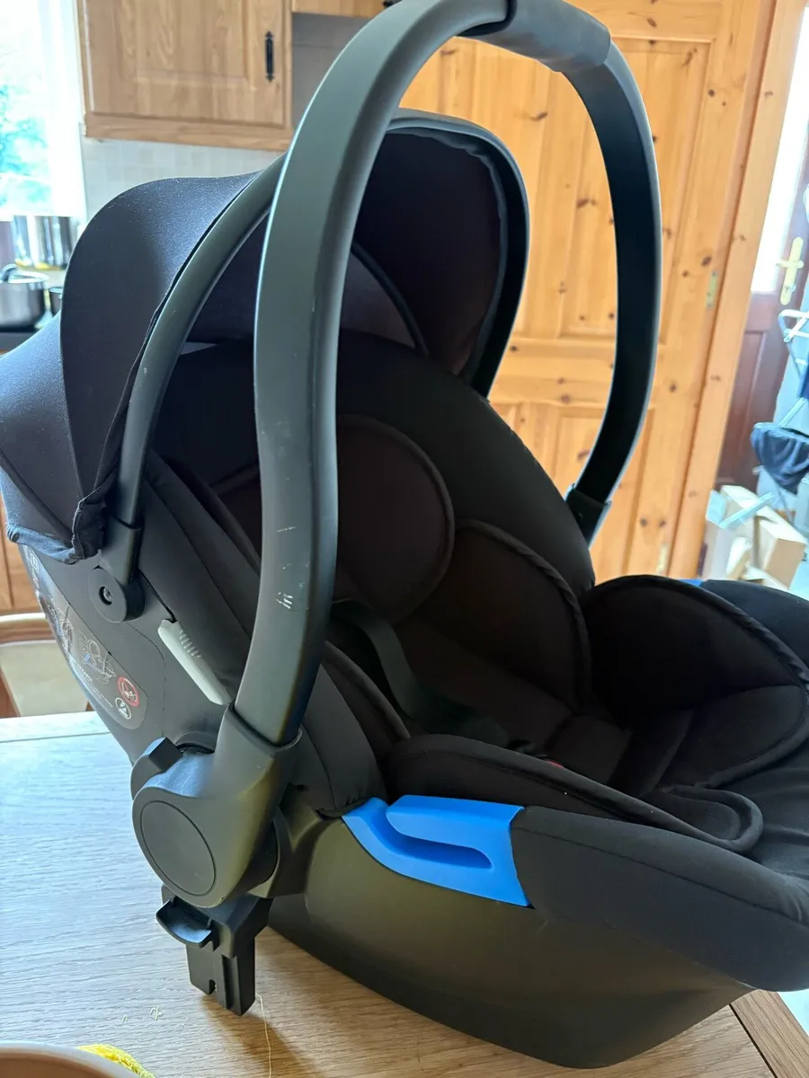 Baby car seat - Image 3