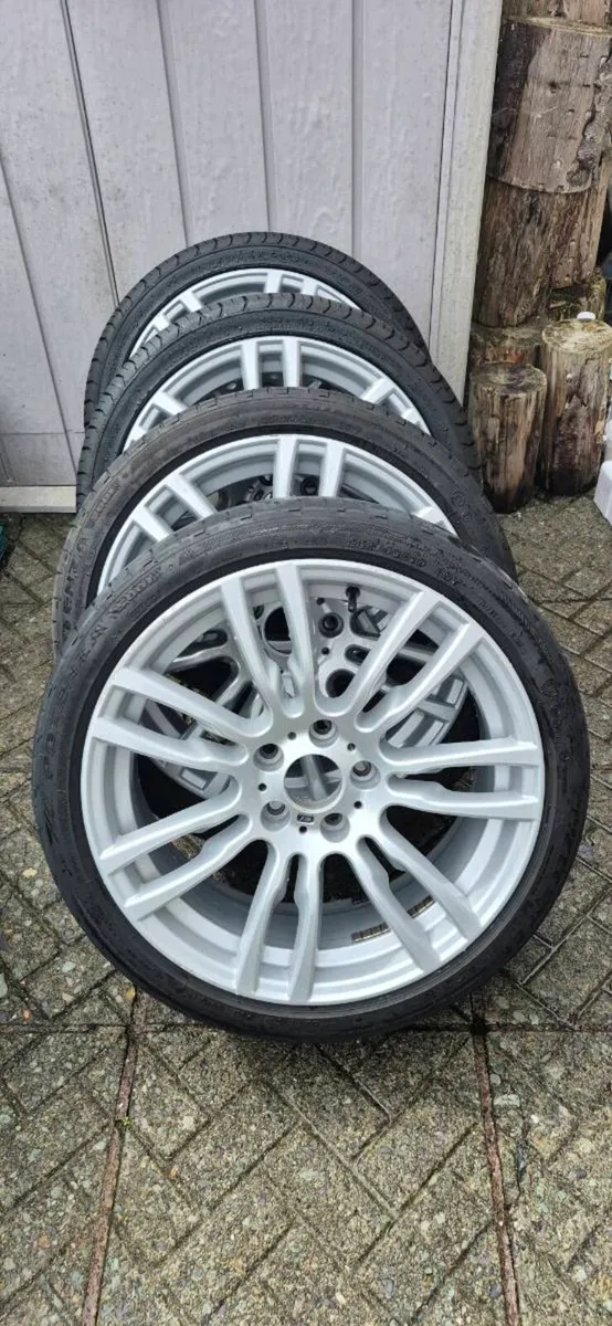 Genuine BMW Msport wheels - Image 1