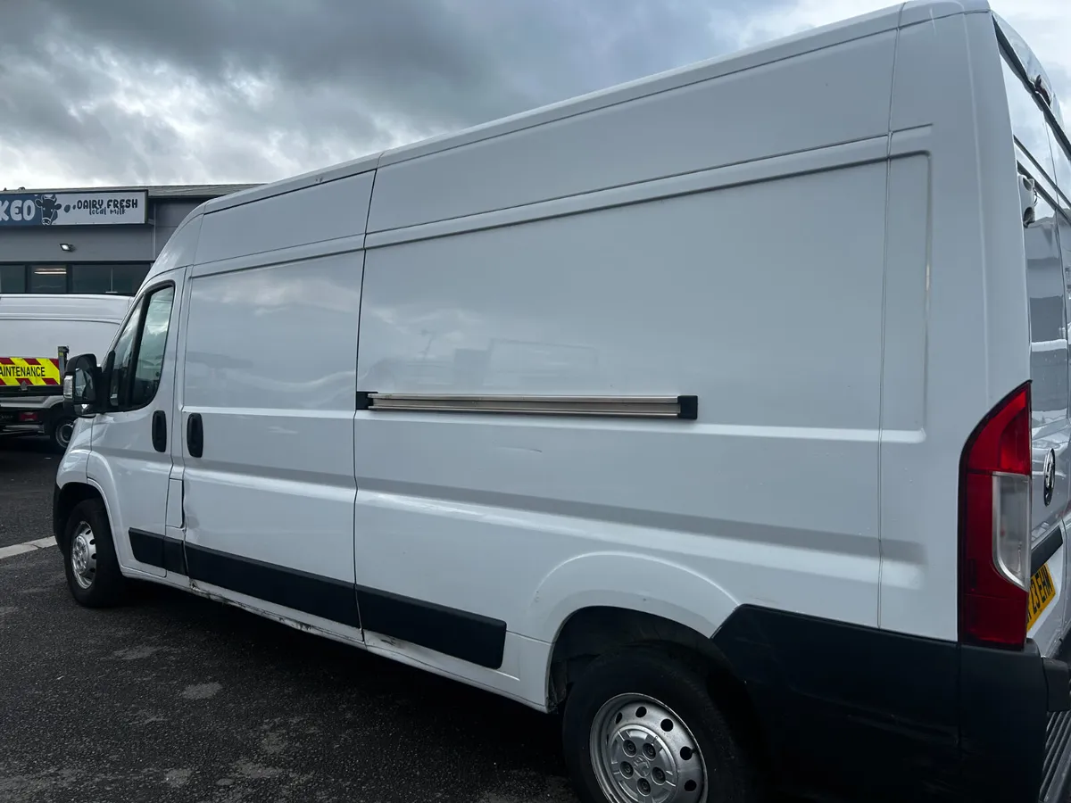 2023 Vauxhall Movano L3H2 2.2 CDTi 140 Fridge van - Image 2