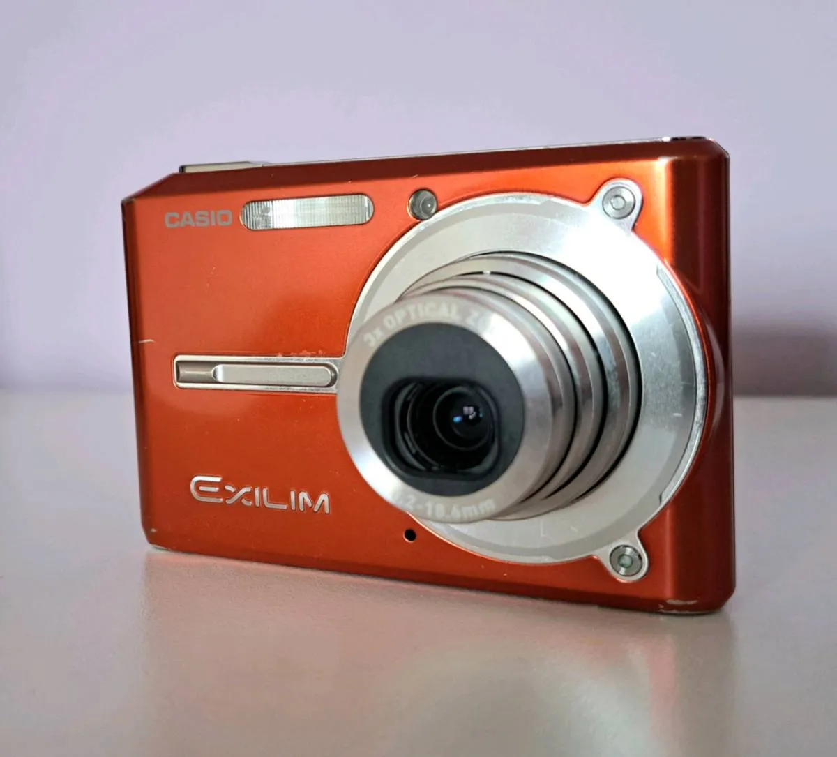 Casio Exilim Digital Camera - Image 2