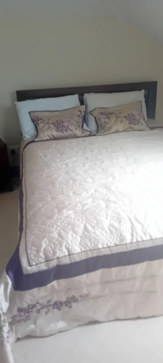 House clearance of all furniture and furnishings. - Image 3