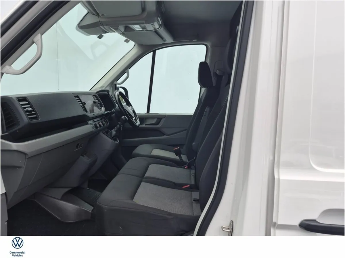 Volkswagen Crafter CRAFTER HIGHLINE 35 MWB 177BHP - Image 4