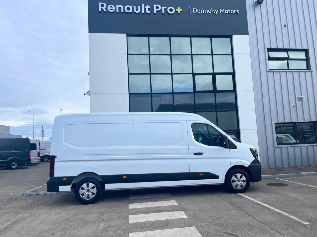 Renault Master LM35 130 Start with retail pack - Image 4