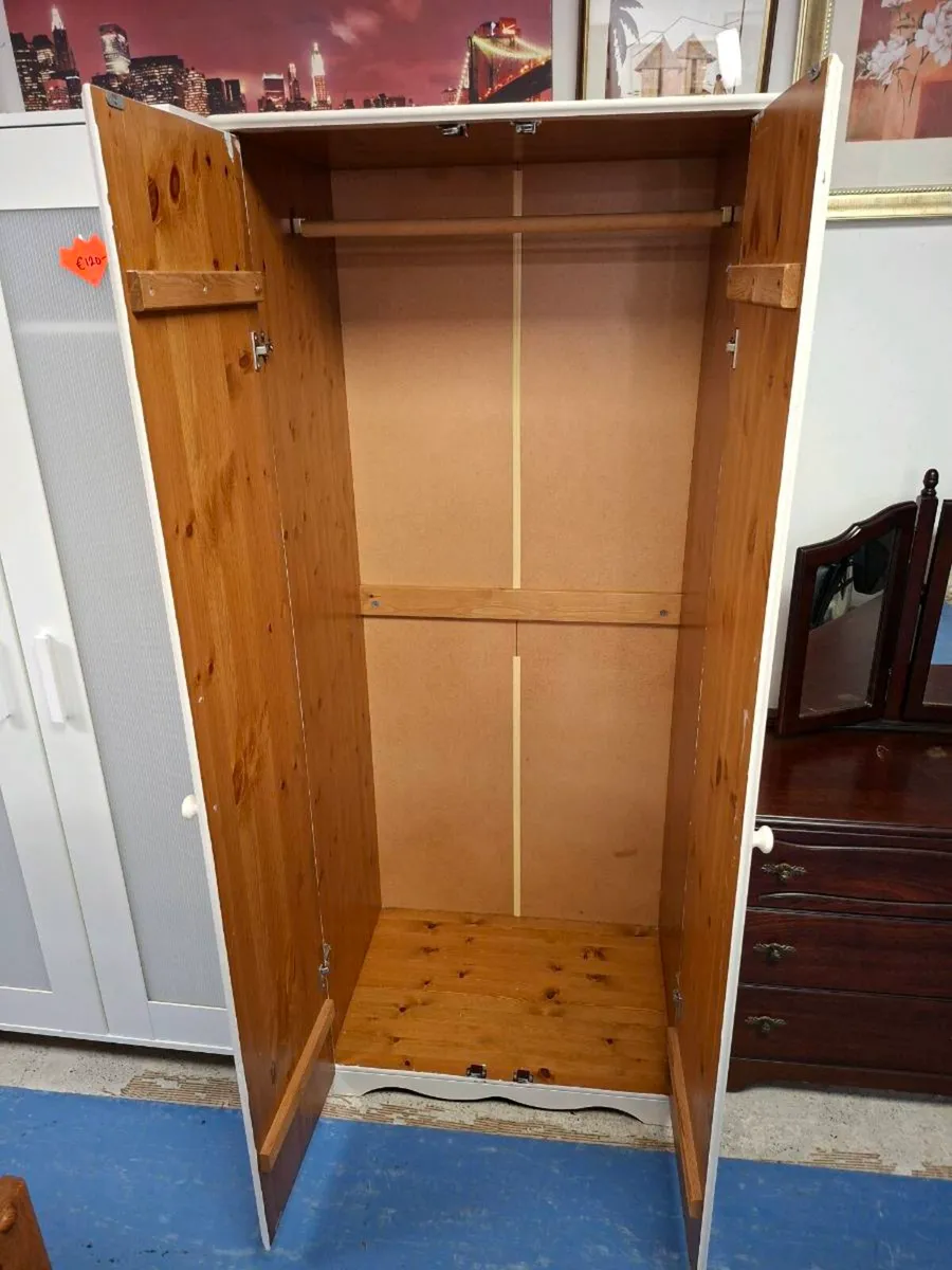 WARDROBE - Image 3