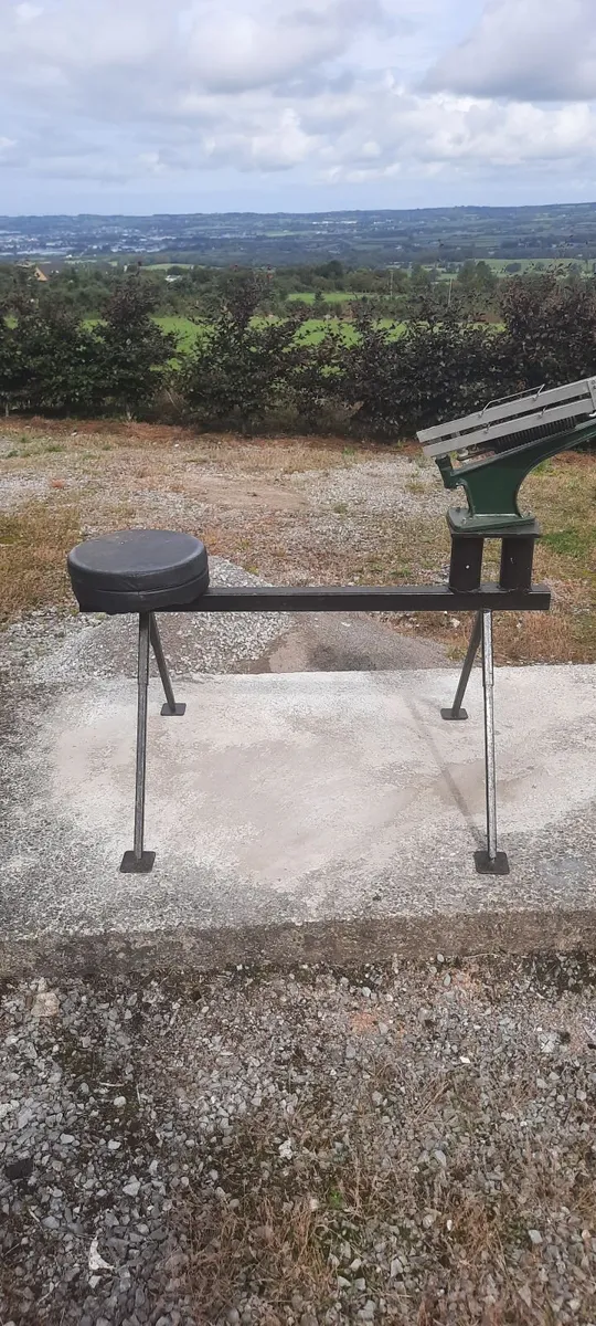 Stuart clay pigeon trap - Image 2