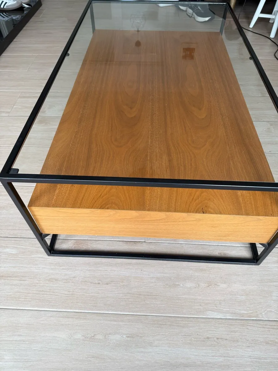Meadows and Byrne coffee table - Image 3