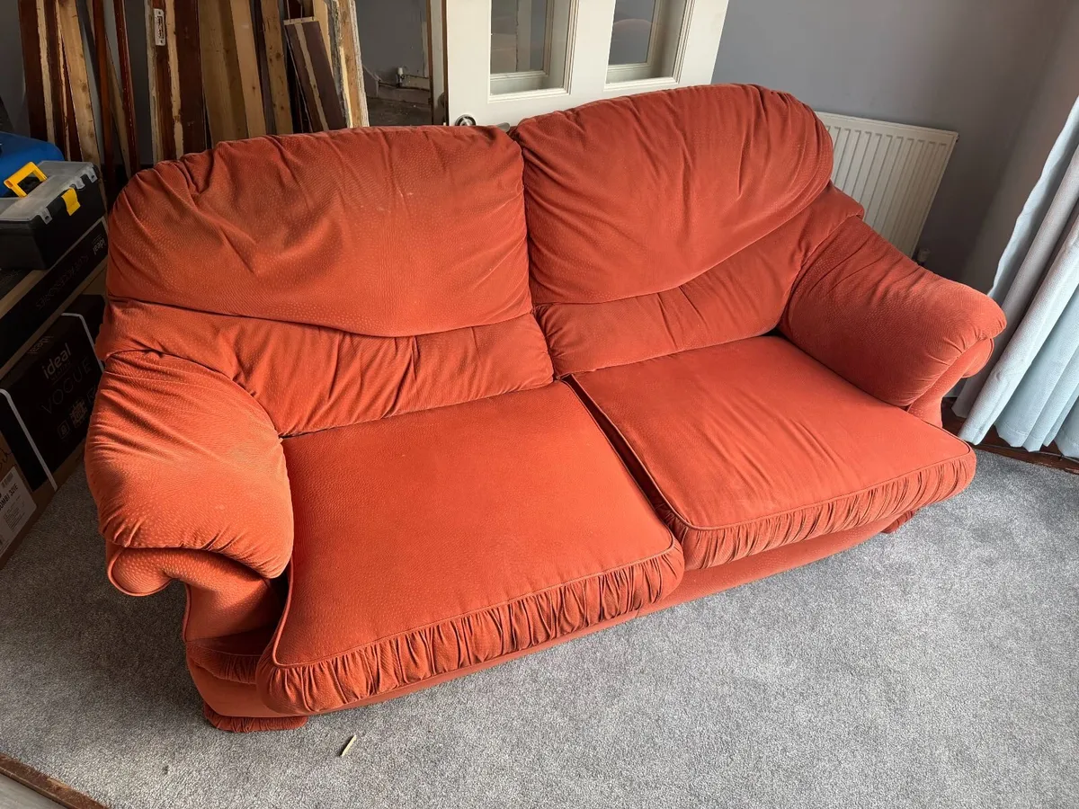 Sofa & 2 armchairs - Image 4