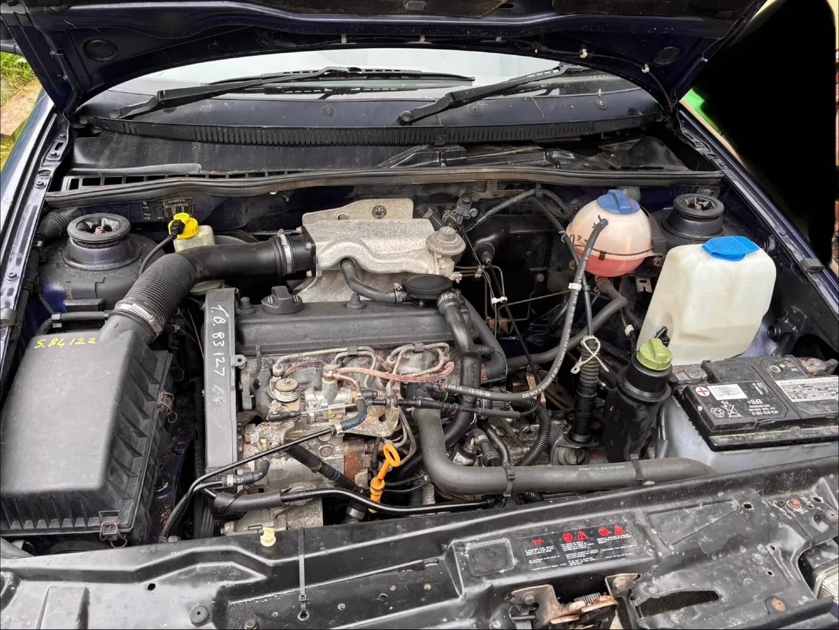 Volkswagen Caddy 1999 - Image 4
