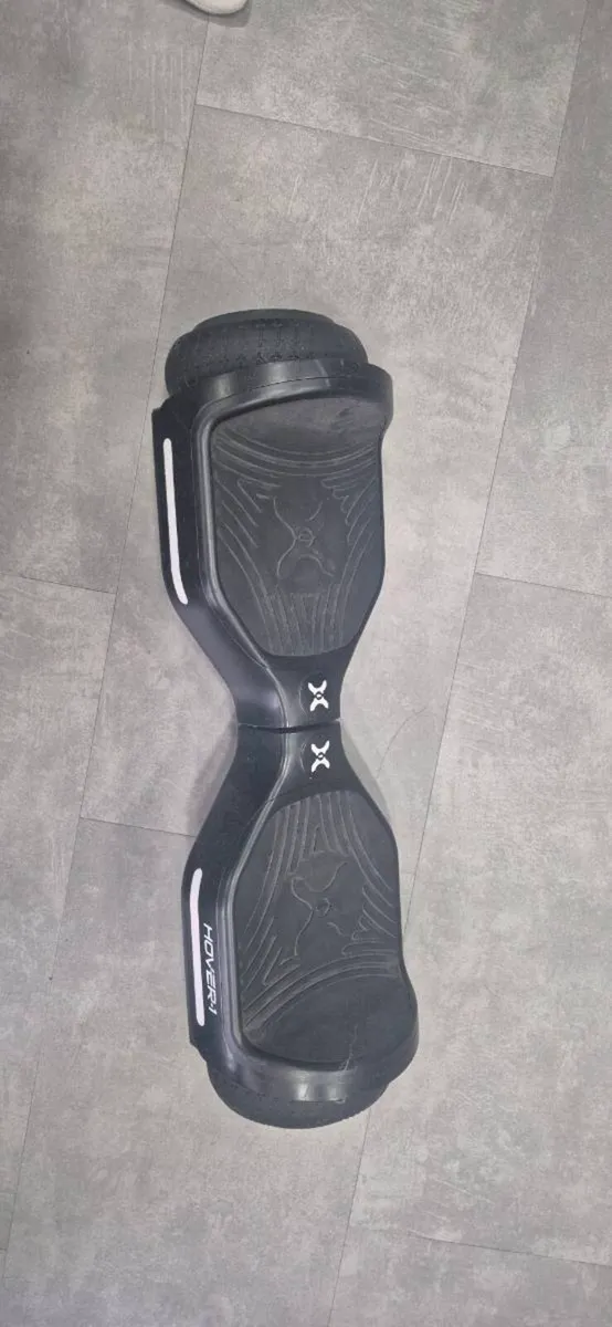Hover-1 Ultra Hoverboard – Excellent Condition – - Image 1